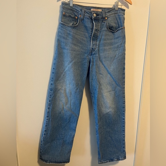 Levi's Denim - Levi's High-Rise Women's Straight Leg Jeans